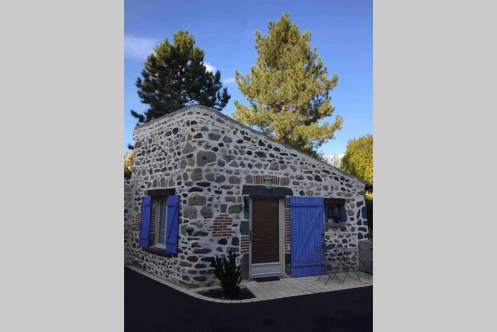 Maisonnette En Pierre Independante De 20 M2 Saint-Cirgues-sur-Couze Kültér fotó